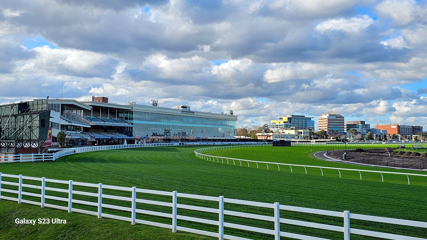 Blue Diamond Stakes Races at Caulfield Racecourse photo: Greg Sword Blue Diamond Stakes Races at Caulfield Racecourse photo: Greg Sword