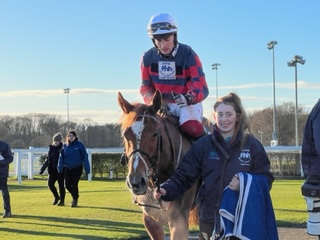 Jennie With Pinot Rouge
