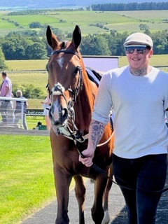 Kilmore Rock – with Lewis – Josh bro back for a holiday